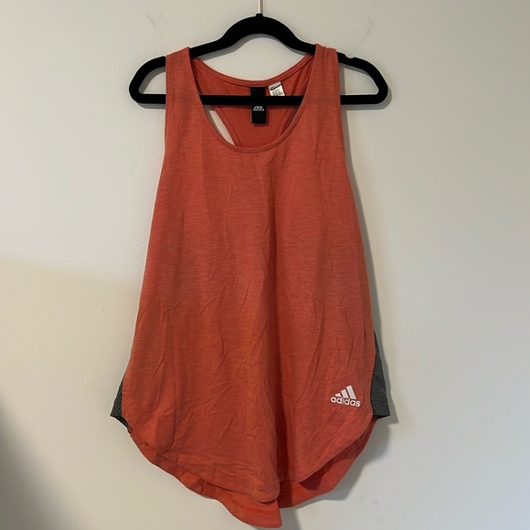 Adidas tank - Picture 1 of 3